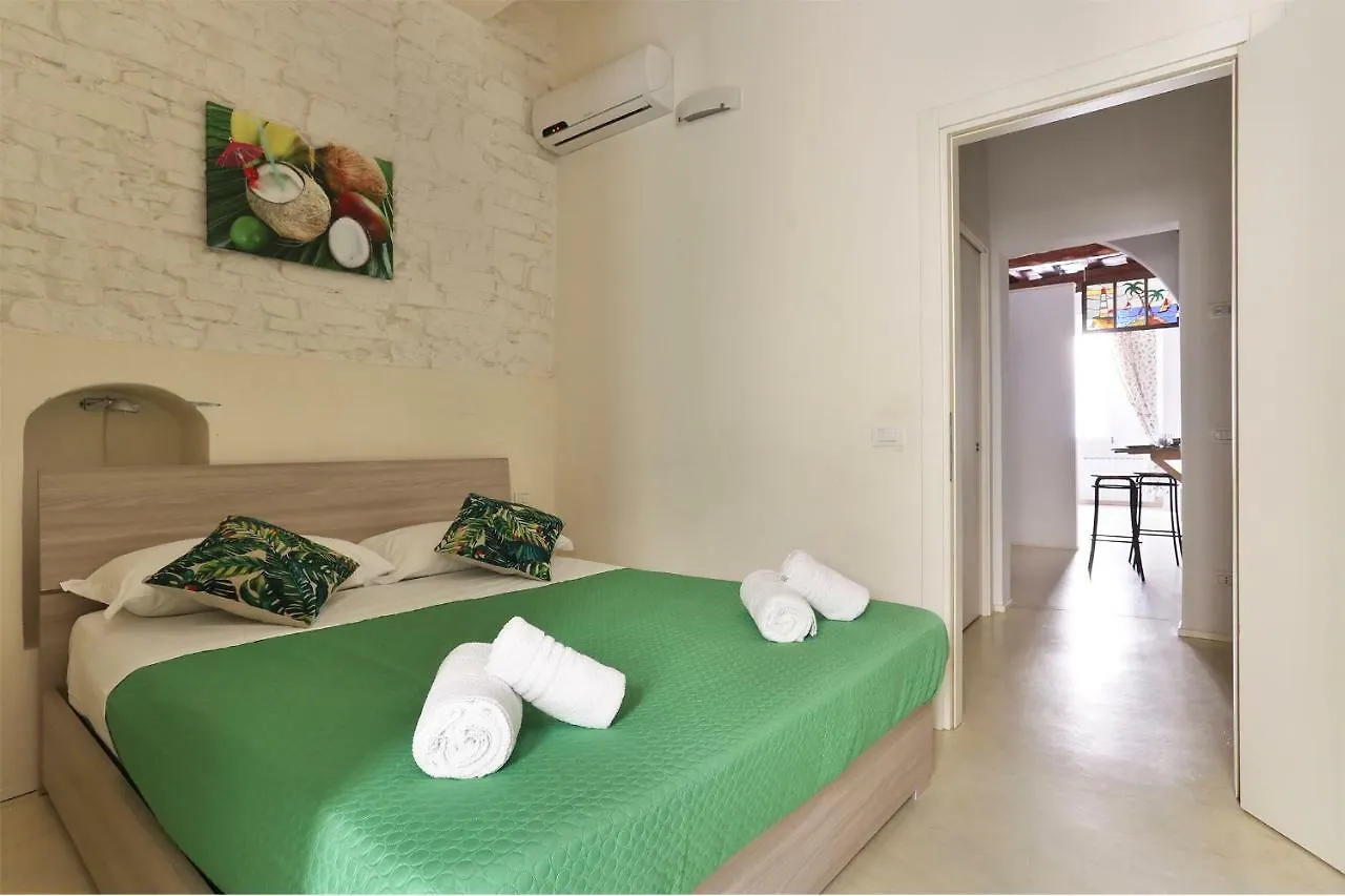 Tropical Florence Apartment